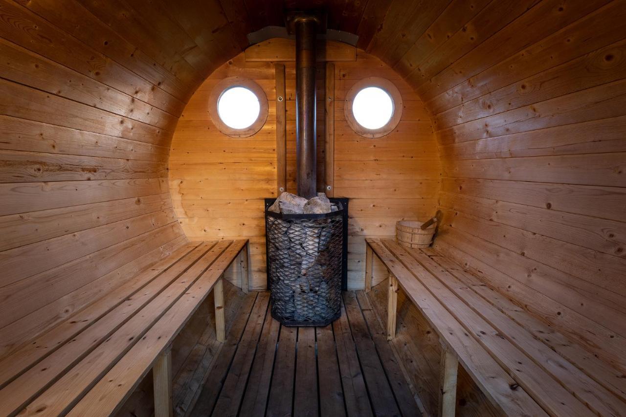Witowianskie Domki Z Kominkiem, Jacuzzi I Sauna Dzianisz ภายนอก รูปภาพ